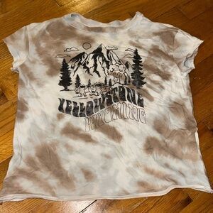 Abercrombie kids Abercrombie and fitch A&F kids/girls/youth graphic Yellowstone